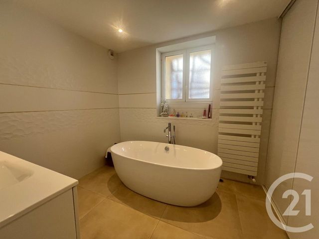 maison à vendre - 7 pièces - 194.0 m2 - AURILLAC - 15 - AUVERGNE - Century 21 Pradel Immobilier