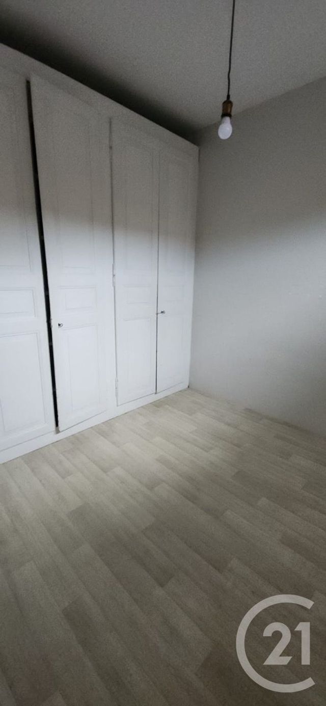 Appartement F3 à vendre - 3 pièces - 92.22 m2 - AURILLAC - 15 - AUVERGNE - Century 21 Pradel Immobilier