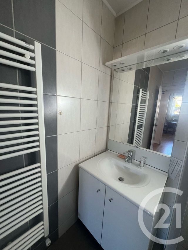 Afficher la photo en grand maison à vendre - 8 pièces - 123.0 m2 - NAUCELLES - 15 - AUVERGNE - Century 21 Pradel Immobilier