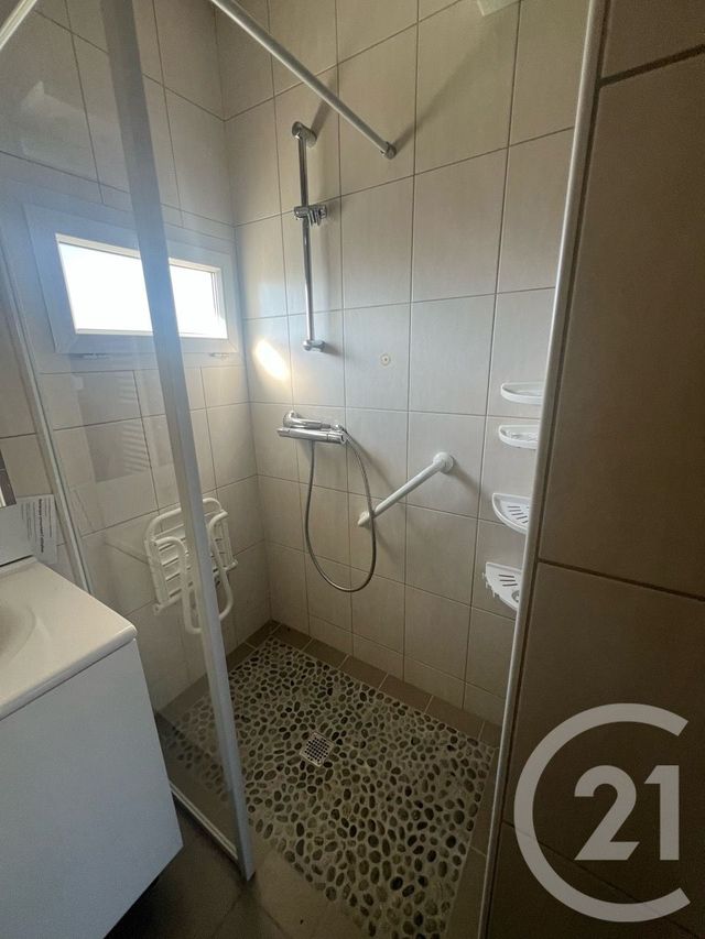 Afficher la photo en grand maison à vendre - 8 pièces - 123.0 m2 - NAUCELLES - 15 - AUVERGNE - Century 21 Pradel Immobilier