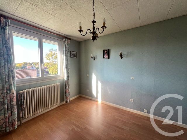 Afficher la photo en grand maison à vendre - 8 pièces - 123.0 m2 - NAUCELLES - 15 - AUVERGNE - Century 21 Pradel Immobilier