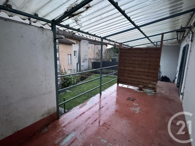Appartement T2 à louer - 3 pièces - 70.0 m2 - AURILLAC - 15 - AUVERGNE - Century 21 Pradel Immobilier