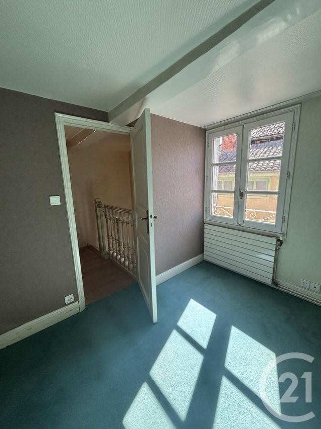Afficher la photo en grand Appartement T3 à louer - 3 pièces - 74.0 m2 - AURILLAC - 15 - AUVERGNE - Century 21 Pradel Immobilier