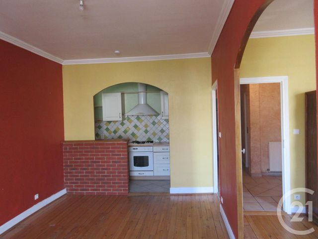 Afficher la photo en grand Appartement T2 à louer - 2 pièces - 55.38 m2 - AURILLAC - 15 - AUVERGNE - Century 21 Pradel Immobilier