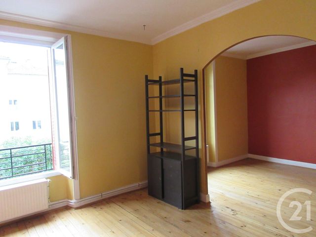 Afficher la photo en grand Appartement T2 à louer - 2 pièces - 55.38 m2 - AURILLAC - 15 - AUVERGNE - Century 21 Pradel Immobilier