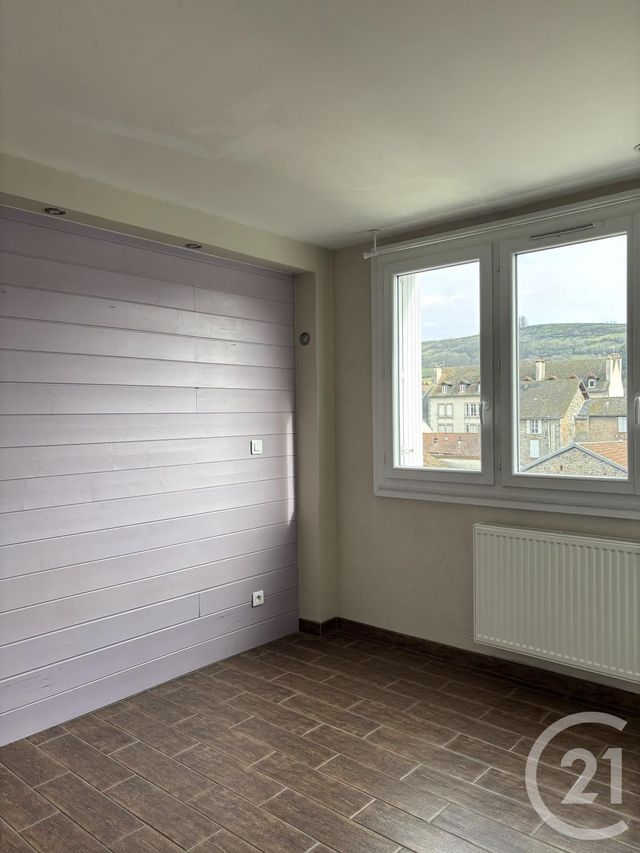 Appartement T2 à louer - 2 pièces - 40.0 m2 - AURILLAC - 15 - AUVERGNE - Century 21 Pradel Immobilier