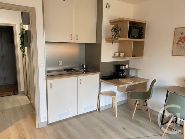 Appartement Studio à louer - 1 pièce - 18.44 m2 - ARPAJON SUR CERE - 15 - AUVERGNE - Century 21 Pradel Immobilier