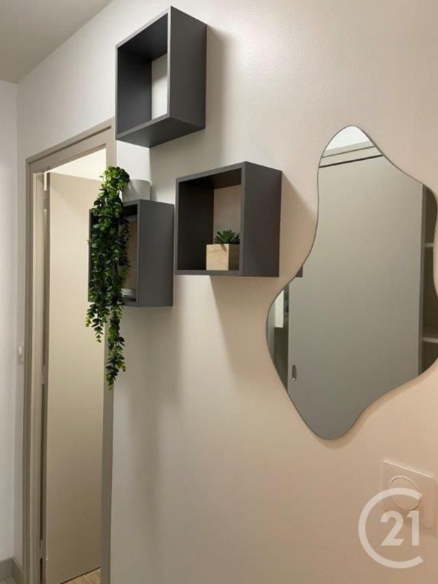 Appartement Studio à louer - 1 pièce - 18.44 m2 - ARPAJON SUR CERE - 15 - AUVERGNE - Century 21 Pradel Immobilier