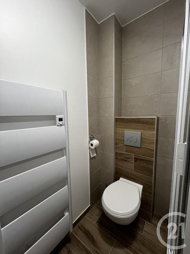 Appartement Studio à louer - 1 pièce - 18.44 m2 - ARPAJON SUR CERE - 15 - AUVERGNE - Century 21 Pradel Immobilier