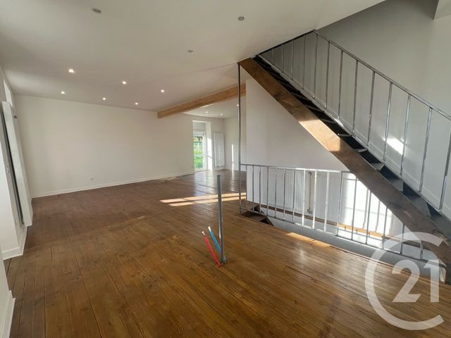 maison à vendre - 9 pièces - 125.0 m2 - LACAPELLE VIESCAMP - 15 - AUVERGNE - Century 21 Pradel Immobilier