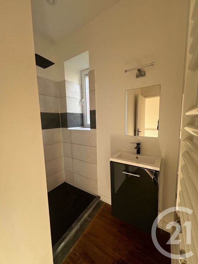 maison à vendre - 9 pièces - 125.0 m2 - LACAPELLE VIESCAMP - 15 - AUVERGNE - Century 21 Pradel Immobilier