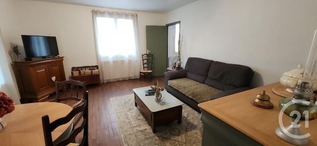 maison à vendre - 5 pièces - 102.0 m2 - PLEAUX - 15 - AUVERGNE - Century 21 Pradel Immobilier