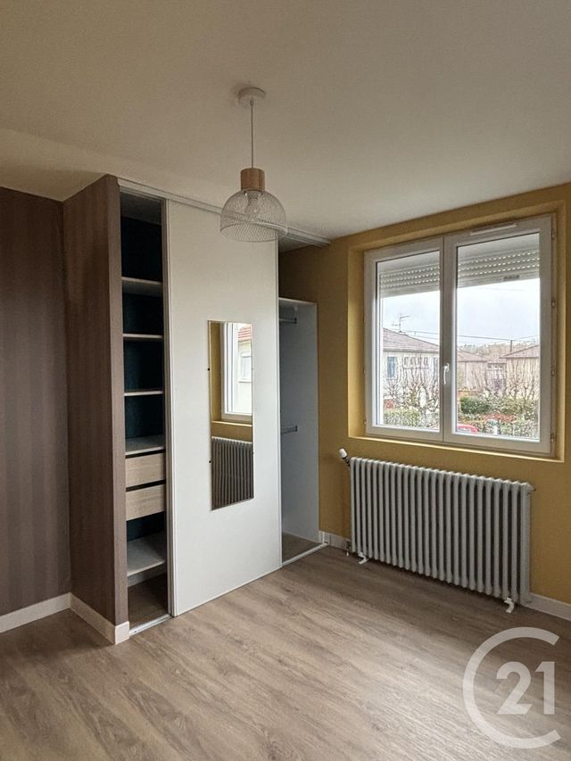 maison à louer - 5 pièces - 120.0 m2 - ST PAUL DES LANDES - 15 - AUVERGNE - Century 21 Pradel Immobilier