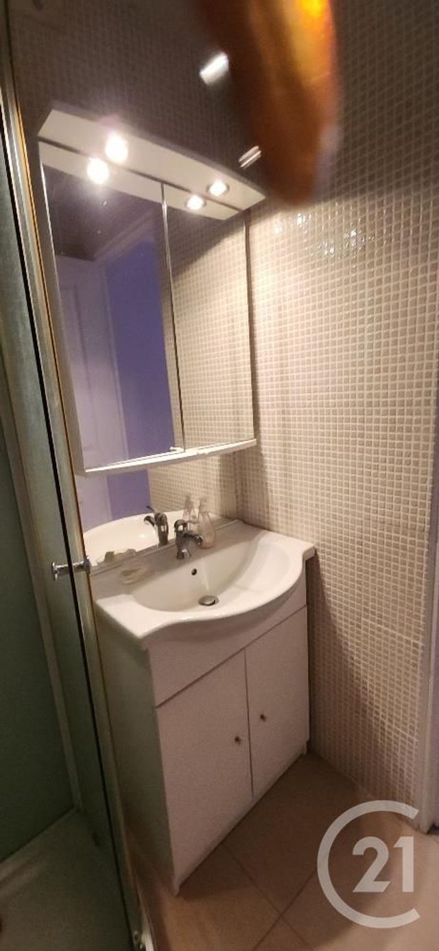 maison à vendre - 6 pièces - 105.0 m2 - PLEAUX - 15 - AUVERGNE - Century 21 Pradel Immobilier