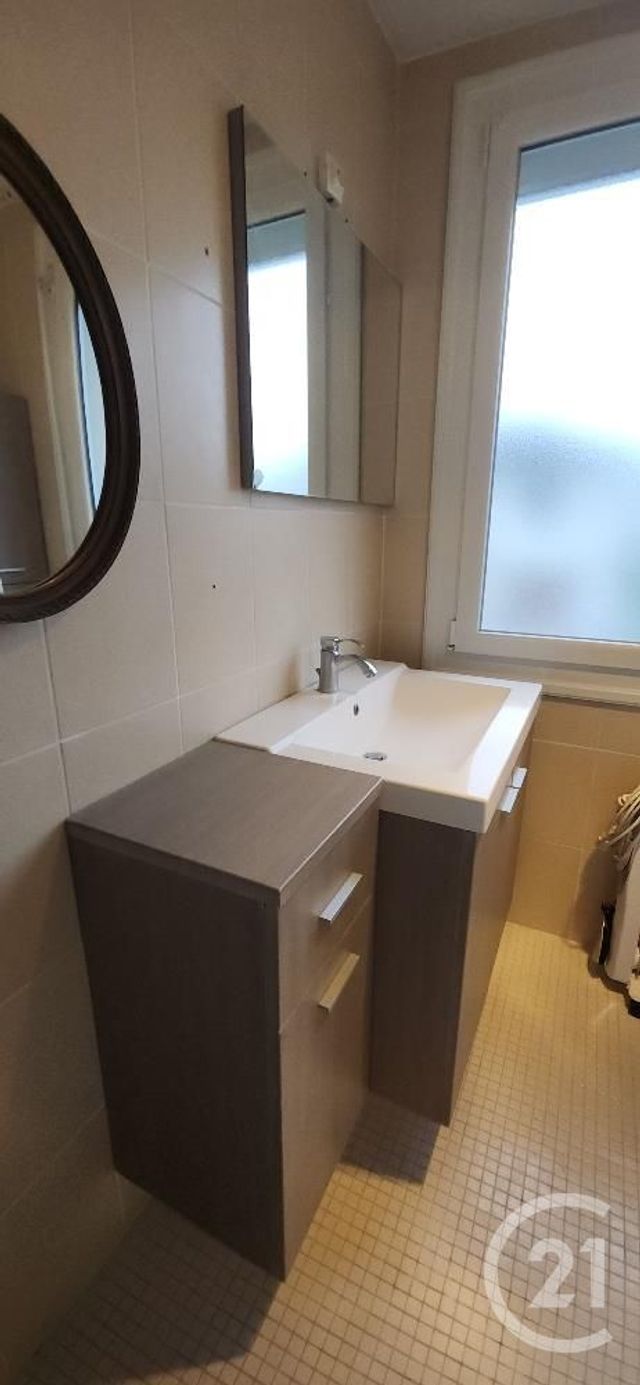 maison à vendre - 6 pièces - 105.0 m2 - PLEAUX - 15 - AUVERGNE - Century 21 Pradel Immobilier