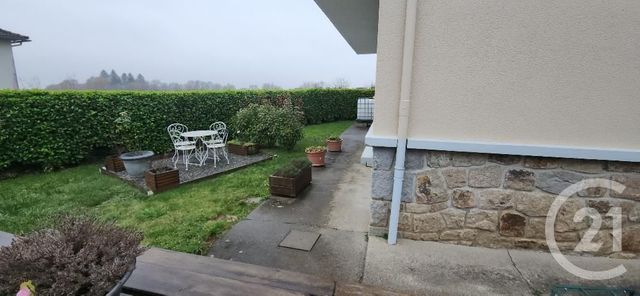 maison à vendre - 6 pièces - 105.0 m2 - PLEAUX - 15 - AUVERGNE - Century 21 Pradel Immobilier