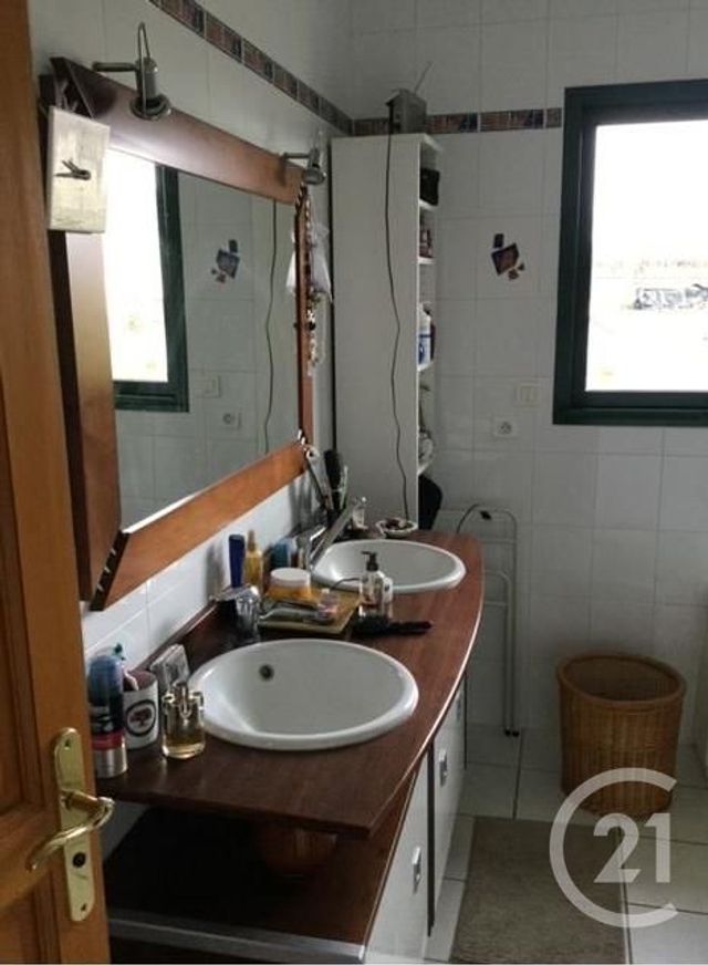 maison à vendre - 7 pièces - 186.0 m2 - YTRAC - 15 - AUVERGNE - Century 21 Pradel Immobilier