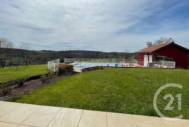 maison à vendre - 7 pièces - 186.0 m2 - YTRAC - 15 - AUVERGNE - Century 21 Pradel Immobilier