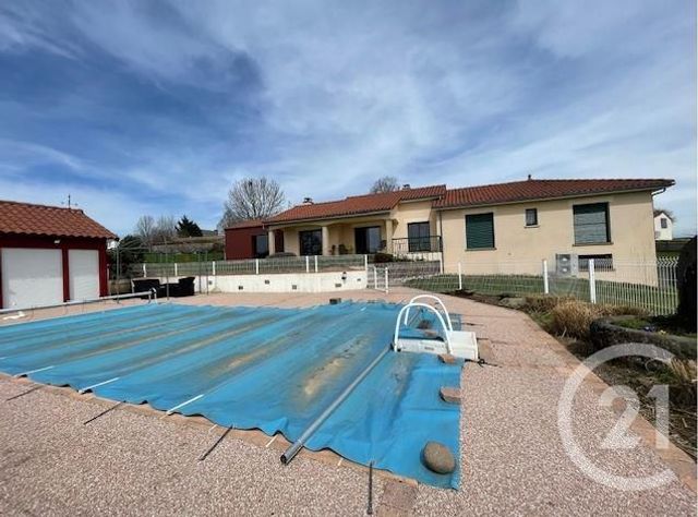 maison à vendre - 7 pièces - 186.0 m2 - YTRAC - 15 - AUVERGNE - Century 21 Pradel Immobilier