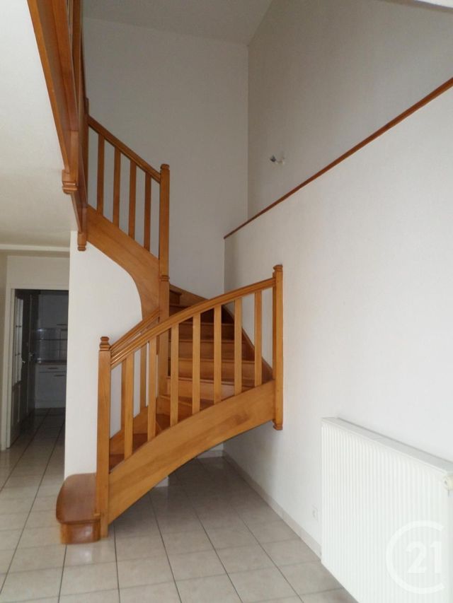 maison à louer - 5 pièces - 140.0 m2 - AURILLAC - 15 - AUVERGNE - Century 21 Pradel Immobilier