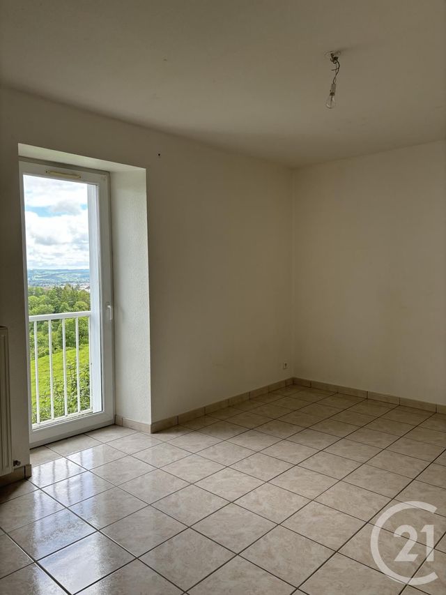 maison à louer - 5 pièces - 140.0 m2 - AURILLAC - 15 - AUVERGNE - Century 21 Pradel Immobilier