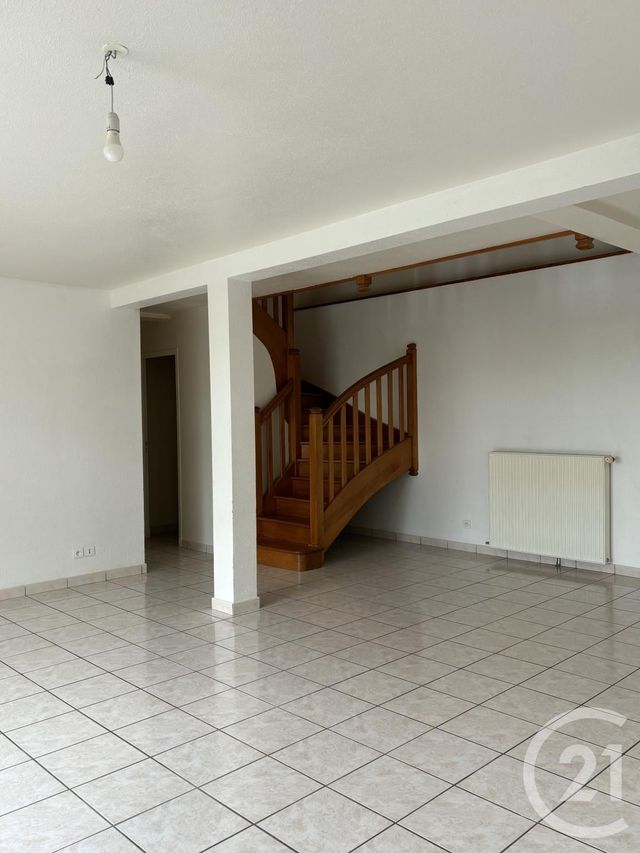 maison à louer - 5 pièces - 140.0 m2 - AURILLAC - 15 - AUVERGNE - Century 21 Pradel Immobilier