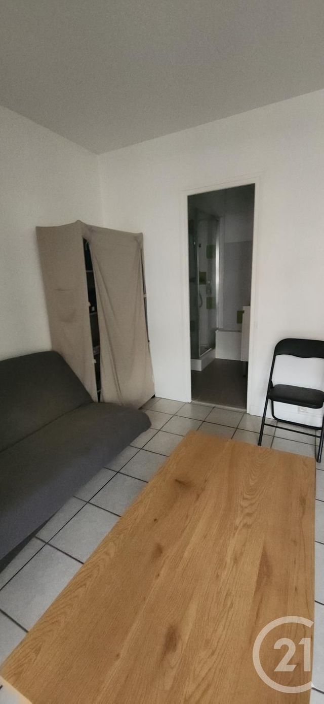 Appartement F1 à vendre - 1 pièce - 17.71 m2 - AURILLAC - 15 - AUVERGNE - Century 21 Pradel Immobilier