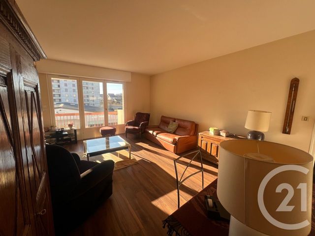 Appartement F4 à vendre - 5 pièces - 94.48 m2 - AURILLAC - 15 - AUVERGNE - Century 21 Pradel Immobilier