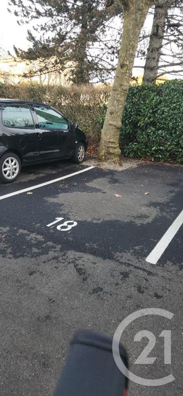 Appartement à vendre - 3 pièces - 65.08 m2 - AURILLAC - 15 - AUVERGNE - Century 21 Pradel Immobilier