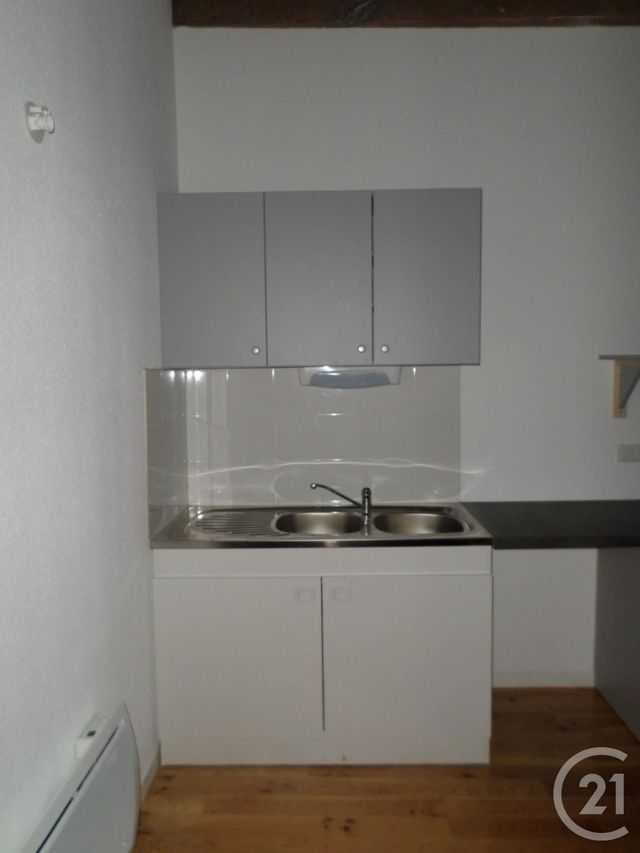 Appartement F2 à louer - 2 pièces - 48.5 m2 - AURILLAC - 15 - AUVERGNE - Century 21 Pradel Immobilier