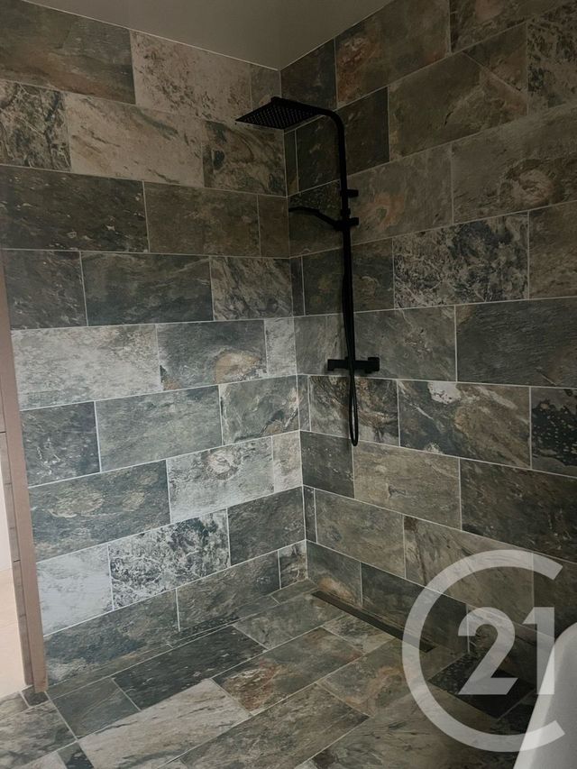 maison à vendre - 6 pièces - 123.42 m2 - ARPAJON SUR CERE - 15 - AUVERGNE - Century 21 Pradel Immobilier