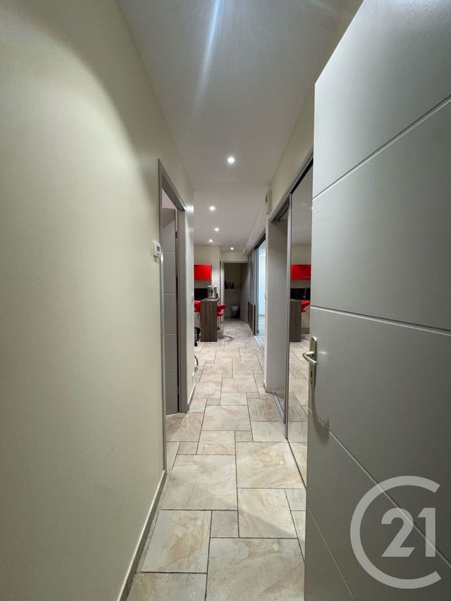 Appartement F4 à vendre - 5 pièces - 95.0 m2 - AURILLAC - 15 - AUVERGNE - Century 21 Pradel Immobilier