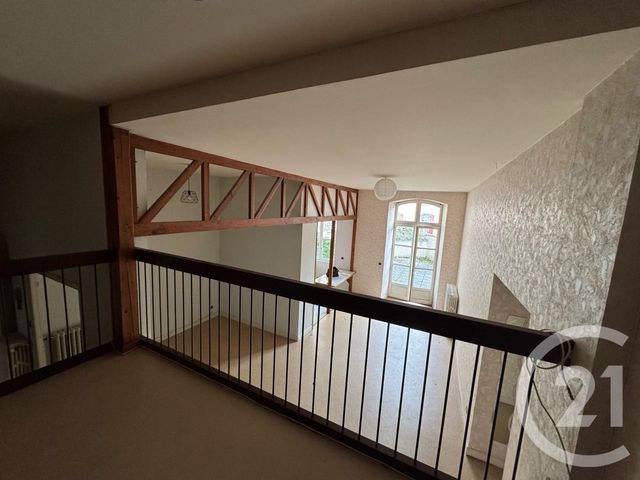 Appartement T6 à vendre - 7 pièces - 120.0 m2 - AURILLAC - 15 - AUVERGNE - Century 21 Pradel Immobilier