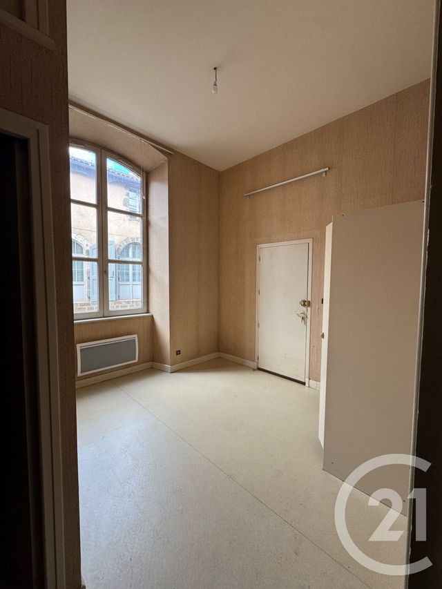 Appartement T6 à vendre - 7 pièces - 120.0 m2 - AURILLAC - 15 - AUVERGNE - Century 21 Pradel Immobilier