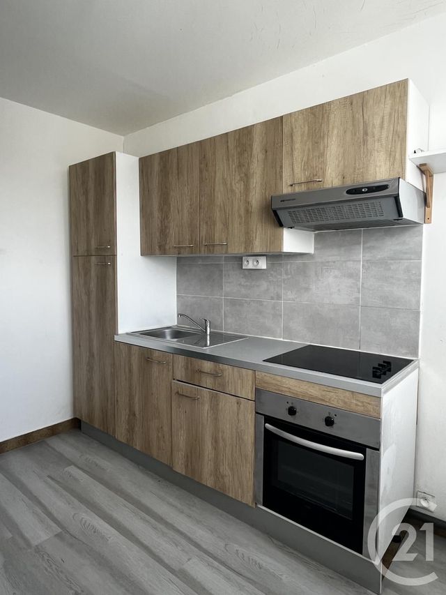 Appartement T3 à louer ARPAJON SUR CERE