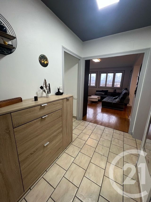 Appartement F4 à vendre - 4 pièces - 81.0 m2 - AURILLAC - 15 - AUVERGNE - Century 21 Pradel Immobilier