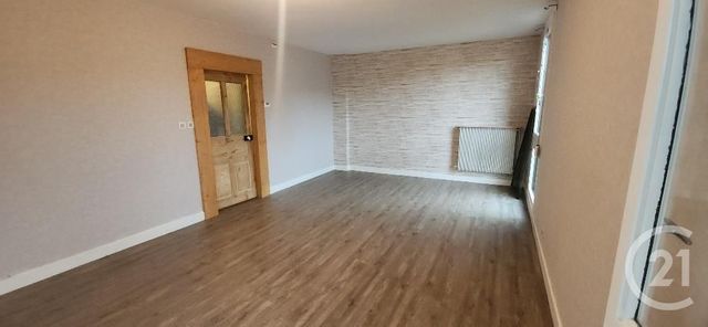 Appartement F4 à vendre - 4 pièces - 94.32 m2 - AURILLAC - 15 - AUVERGNE - Century 21 Pradel Immobilier