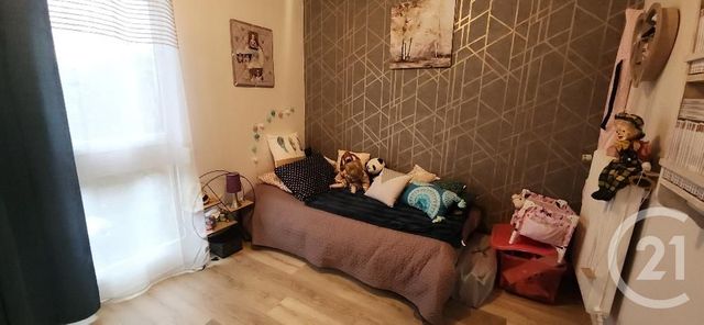 Appartement F4 à vendre - 4 pièces - 94.32 m2 - AURILLAC - 15 - AUVERGNE - Century 21 Pradel Immobilier