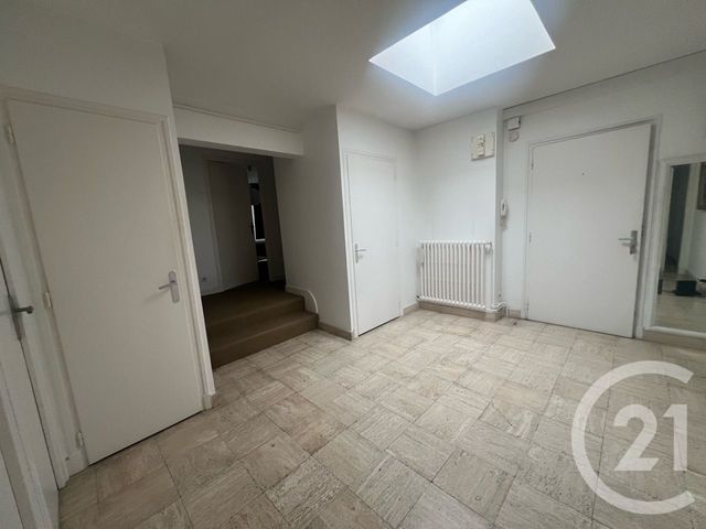 Appartement F6 à vendre - 6 pièces - 164.0 m2 - AURILLAC - 15 - AUVERGNE - Century 21 Pradel Immobilier