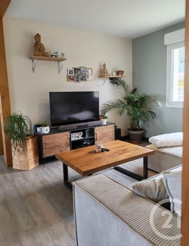 maison à vendre - 4 pièces - 105.0 m2 - CARLAT - 15 - AUVERGNE - Century 21 Pradel Immobilier