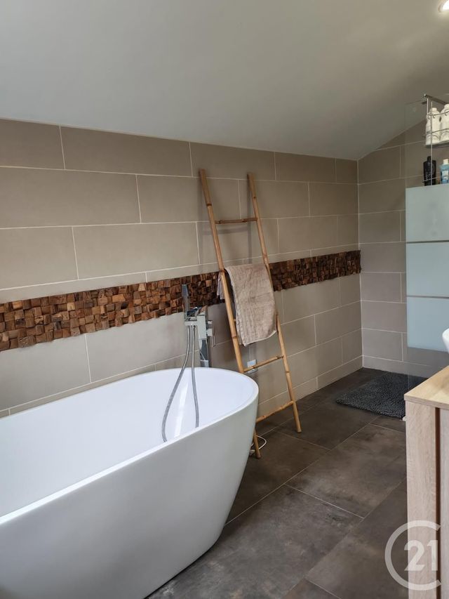 maison à vendre - 4 pièces - 105.0 m2 - CARLAT - 15 - AUVERGNE - Century 21 Pradel Immobilier