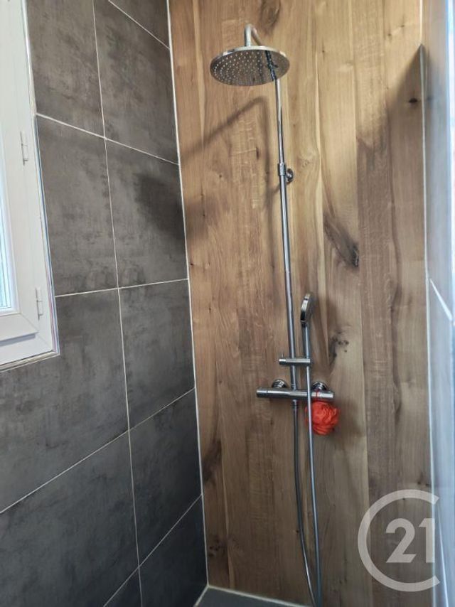 maison à vendre - 4 pièces - 105.0 m2 - CARLAT - 15 - AUVERGNE - Century 21 Pradel Immobilier