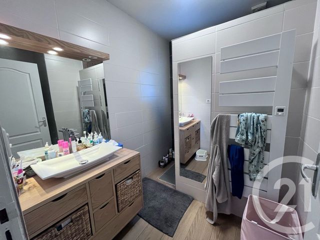 maison à vendre - 4 pièces - 105.0 m2 - CARLAT - 15 - AUVERGNE - Century 21 Pradel Immobilier