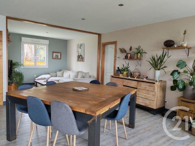 maison à vendre - 4 pièces - 105.0 m2 - CARLAT - 15 - AUVERGNE - Century 21 Pradel Immobilier