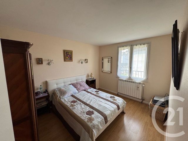 maison à vendre - 7 pièces - 83.0 m2 - YTRAC - 15 - AUVERGNE - Century 21 Pradel Immobilier