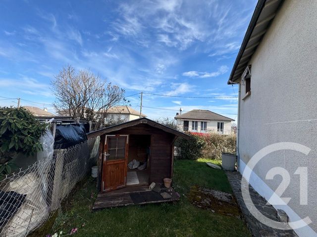 maison à vendre - 7 pièces - 83.0 m2 - YTRAC - 15 - AUVERGNE - Century 21 Pradel Immobilier