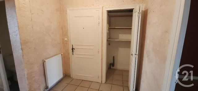 Appartement F3 à vendre - 3 pièces - 58.25 m2 - AURILLAC - 15 - AUVERGNE - Century 21 Pradel Immobilier
