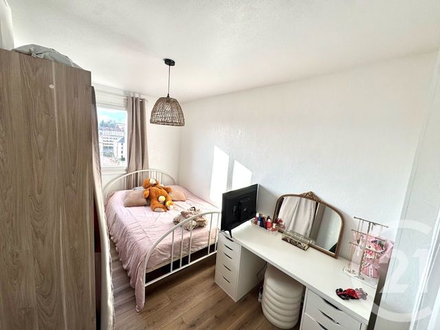 Appartement F2 à vendre - 3 pièces - 38.0 m2 - AURILLAC - 15 - AUVERGNE - Century 21 Pradel Immobilier