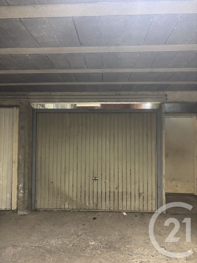 Appartement T2 à louer - 2 pièces - 46.0 m2 - AURILLAC - 15 - AUVERGNE - Century 21 Pradel Immobilier