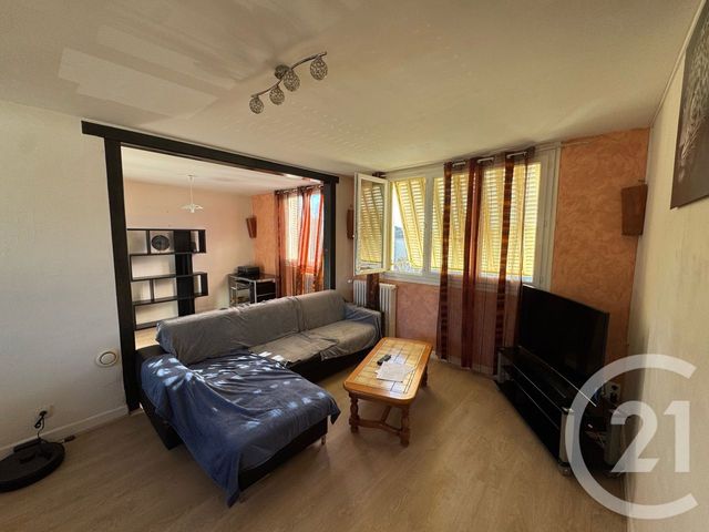 Appartement F4 à vendre - 3 pièces - 65.0 m2 - AURILLAC - 15 - AUVERGNE - Century 21 Pradel Immobilier